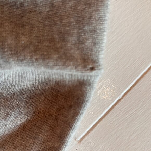 J.Crew Cashmere sweater - Picture 5 of 6